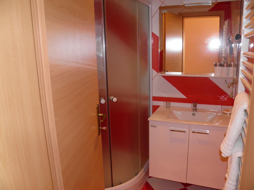 Guesthouse Prenocisca Sirec Potony Szoba fotó