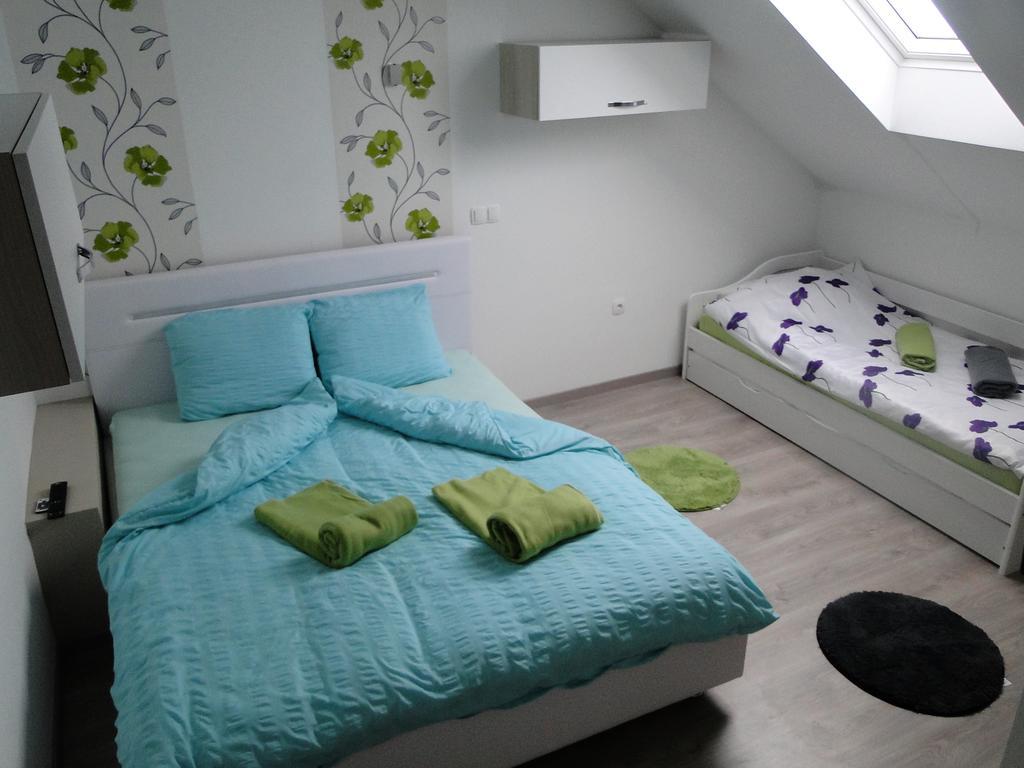 Guesthouse Prenocisca Sirec Potony Kültér fotó