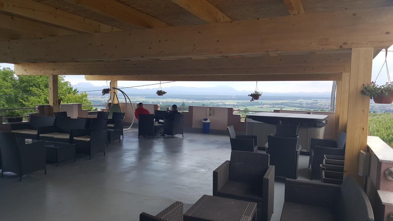 Guesthouse Prenocisca Sirec Potony Kültér fotó